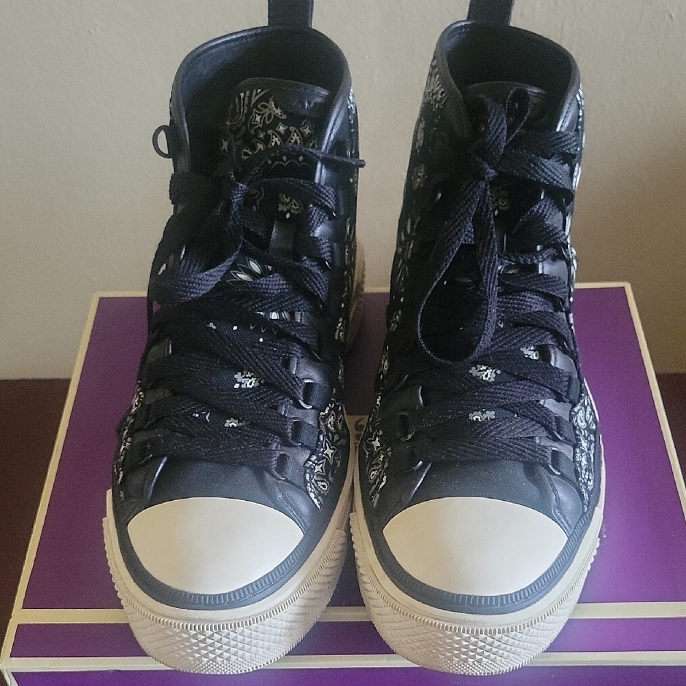 AMIRI, BLACK /WHITE HIGH TOP SNEAKERS LEATHER LINNING.